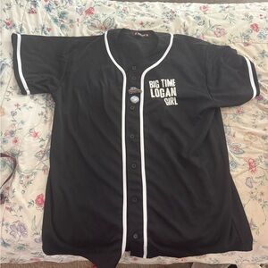 Big Time Rush Glitter Jersey and 2 Pins